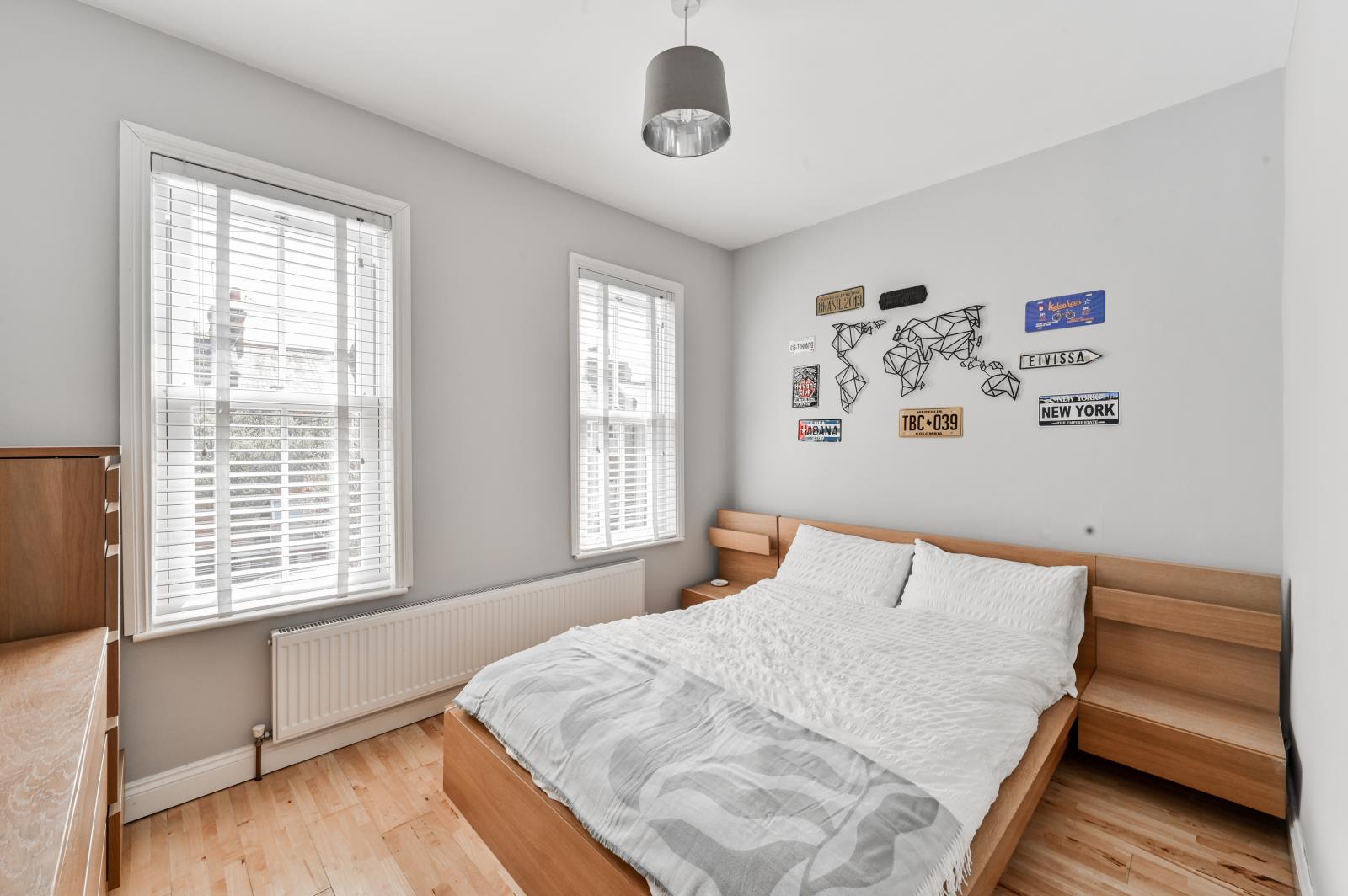 Farrant Avenue, London